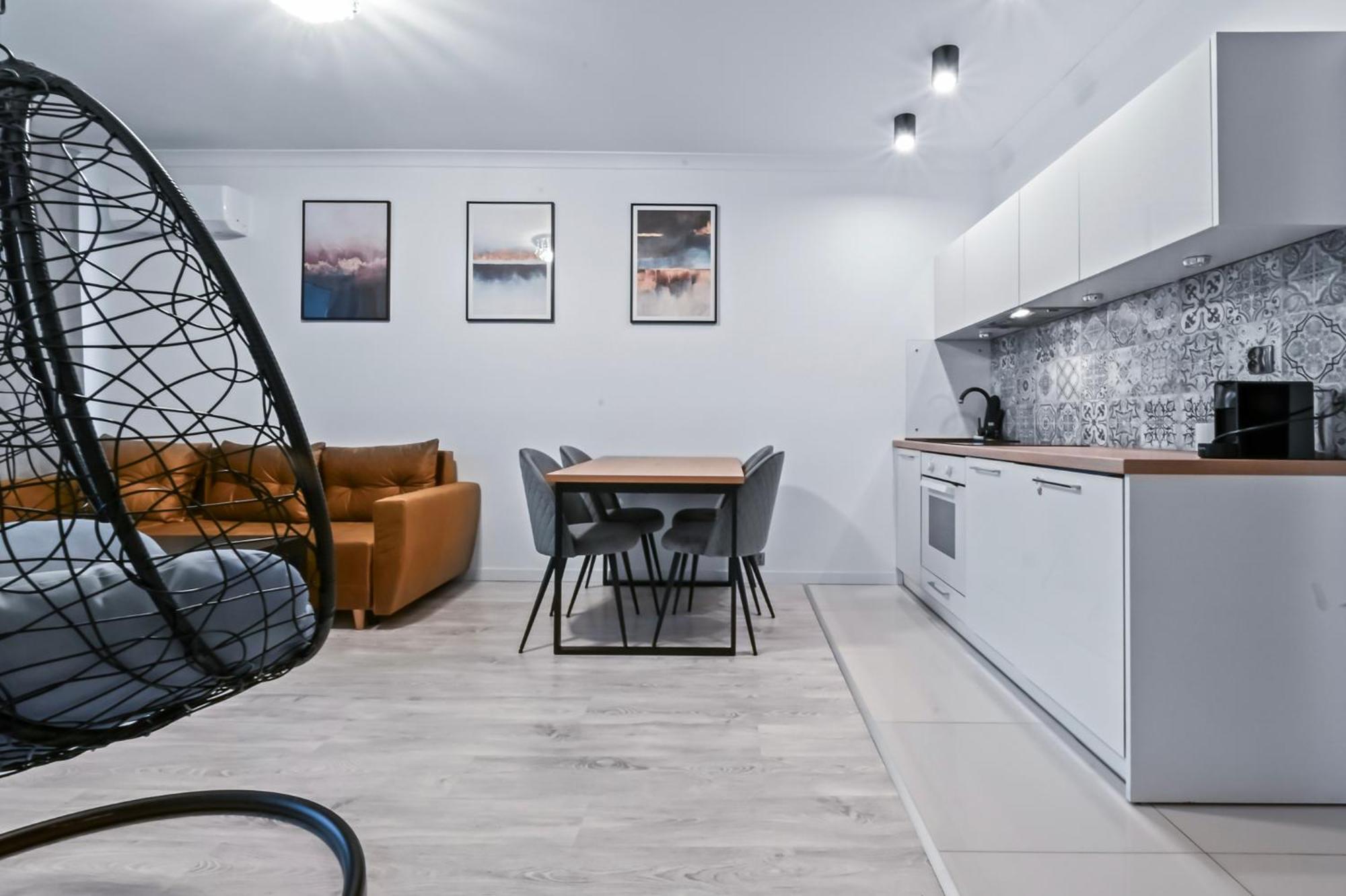 Rentplanet - Apartament Muranow ワルシャワ エクステリア 写真